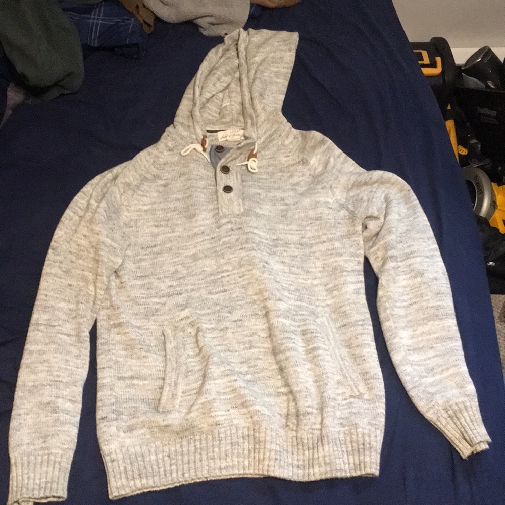 Knit sweater